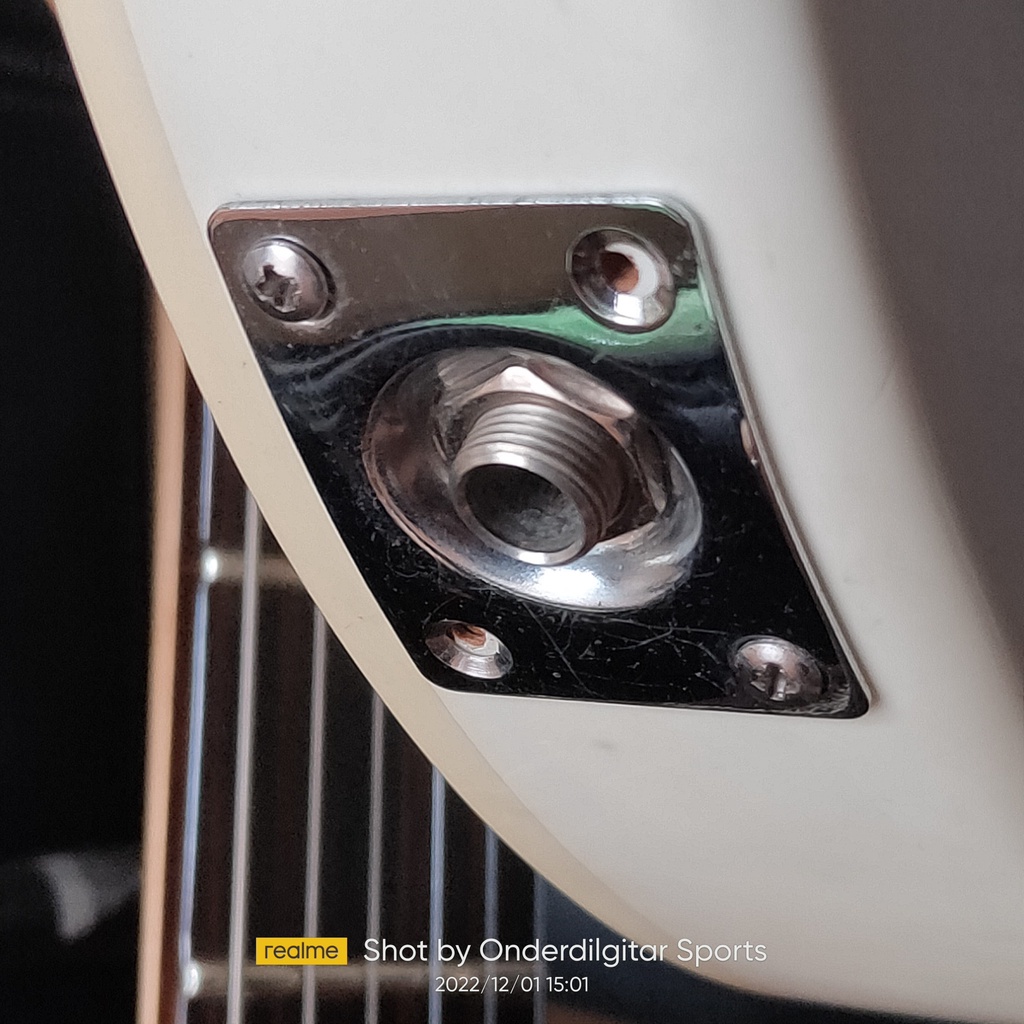 Plat Jack Female Kotak Gitar Bass / PLAT JACK FEMALE KOTAK GITAR BASS ELEKTRIK