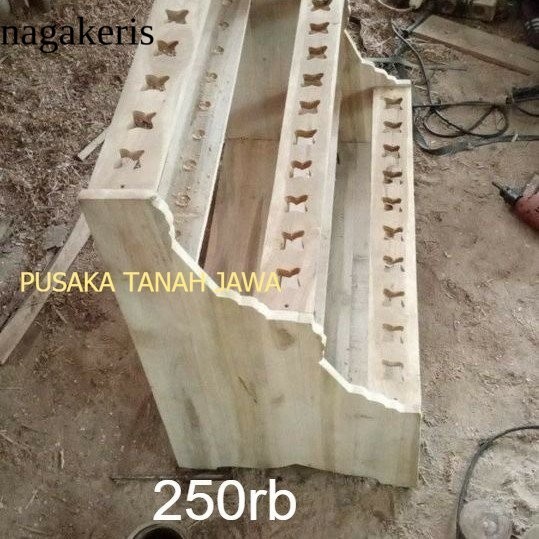 

jagrak keris isi 30 minimalis tanpa ukir antik murah termurah
