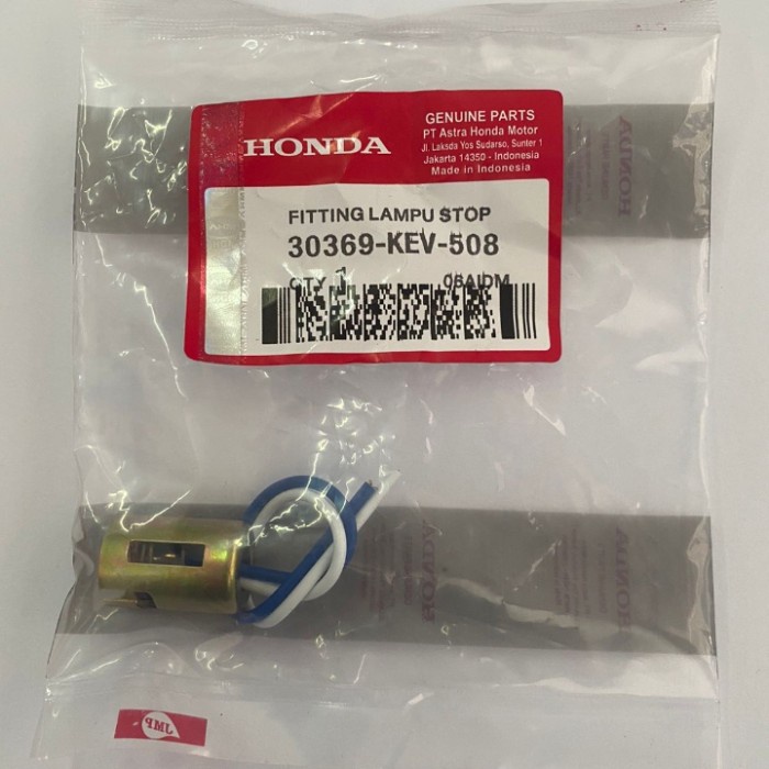 Fiting Lampu Stop Belakang Honda