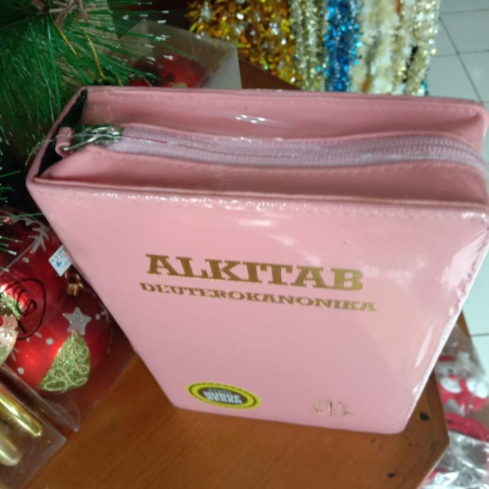 Terlaris ✨ - Satu Paket Alkitab + Alkitab edisi Huruf Besar warna Pink