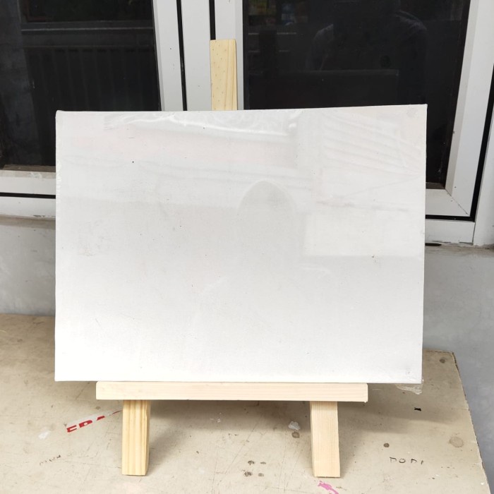 

kanvas lukis 30x40cm +stand lukis kayu jati Belanda natural 30x50cm