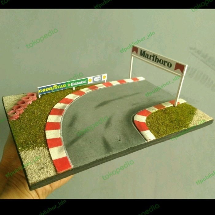 ✨E.SYO✨ - PROMO Miniatur / Diorama / Maket / Replika Circuit F1 - Bundling mobil