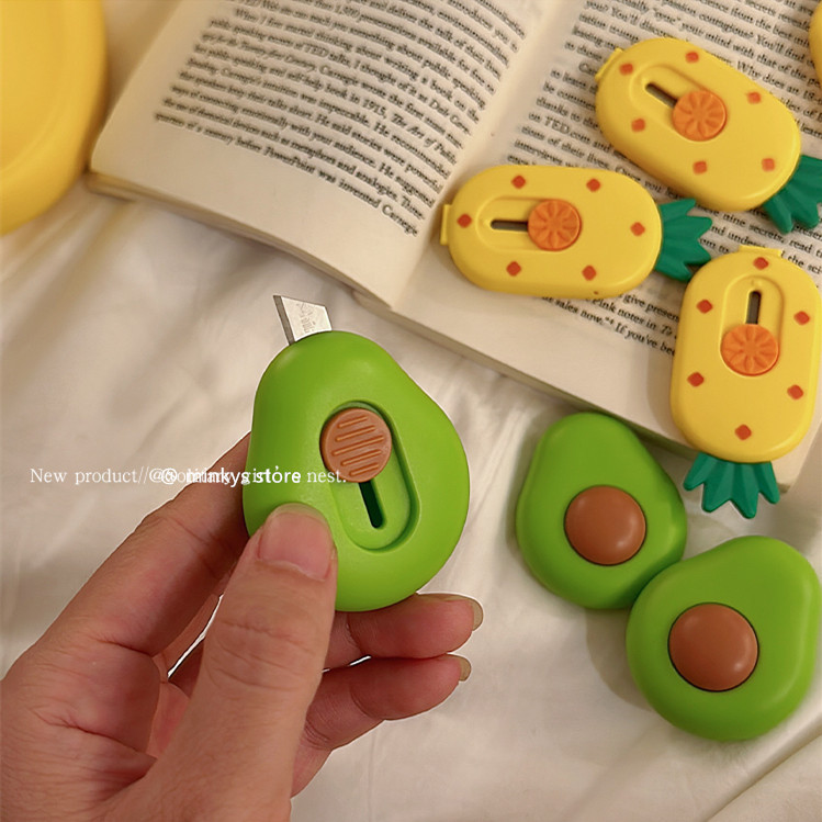 

MINKYS Kawaii Pocket Avocado Pineapple Fruit Art Utility Knife Express Box Knife Paper Cutter Craft Wrapping Tools Stationery