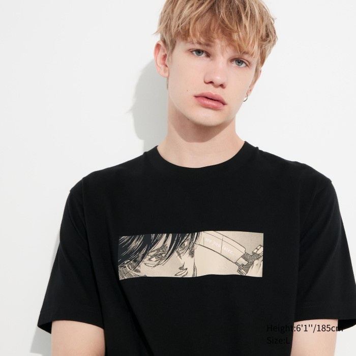 UNIQLO UT Attack on Titan Lengan Pendek 468530 Uniseks