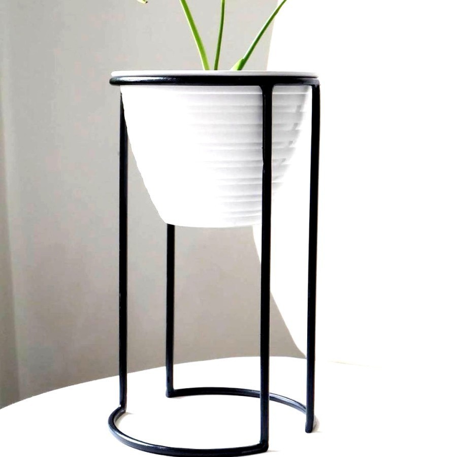 pot bunga besi / standing pot belah bunga diameter 15cm TINGGI 20cm / standing pot besi / rak bunga 