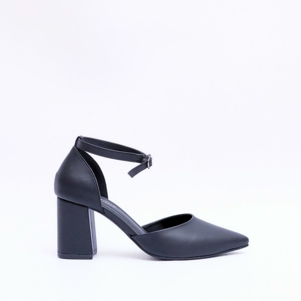 REVENOIR Leonie Sandal Heels