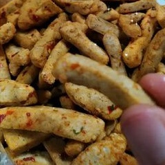 

BASTIK BASRENG STIK SNACK KERING CAMILAN CEMILAN MAKANAN KERING MURAH KILOAN DIJAMIN FRESH HALAL BARANG BARU RASA ENAK GURIH MANIS ASIN RENYAH MOROTUKU SNACK