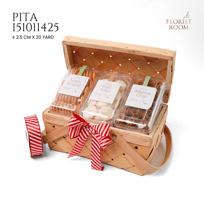 

Pita 151011425 ±2.5cm x 20yard - Christmas Ribbon