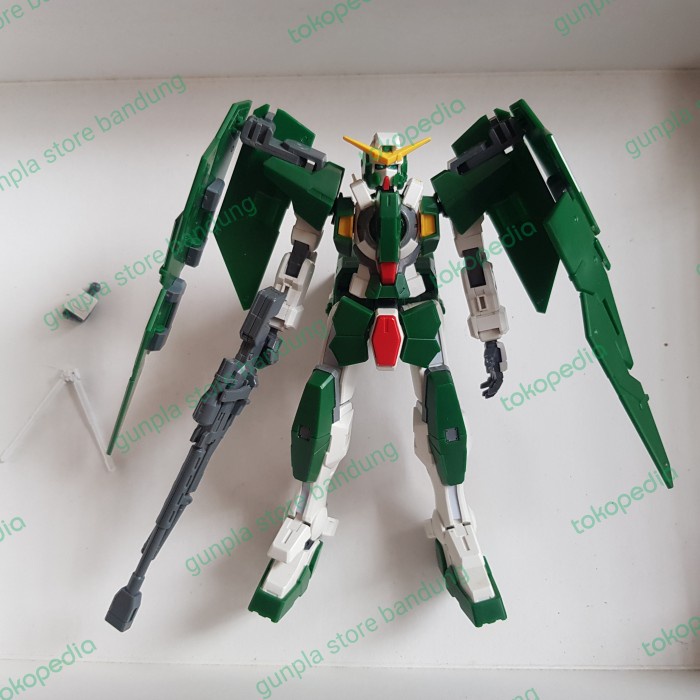 Bandai HG 1/144 Dynames seri exia 00 raiser qant (rakit)