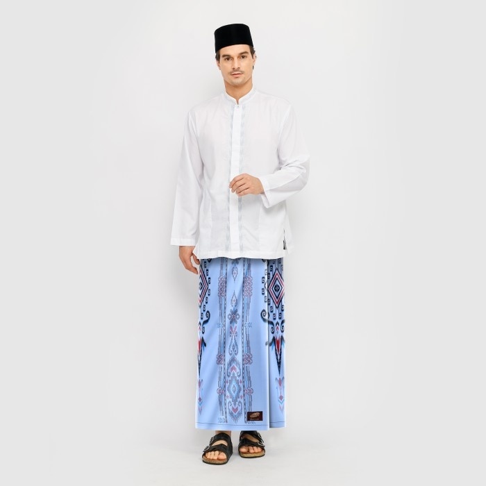 Sarung ATLAS Idaman 555 Kembang Motif BHS SJI 01 Warna Biru Muda