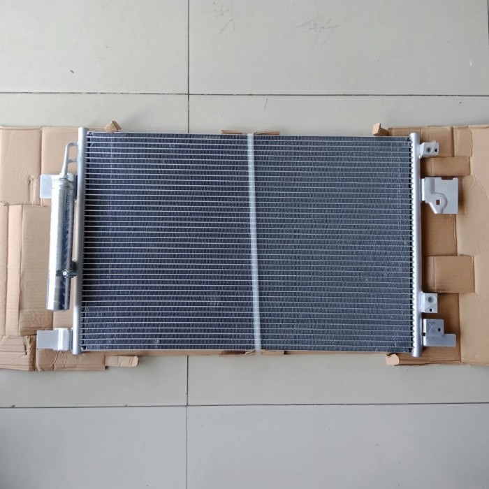 Kondensor Condensor AC Mitsubishi Outlander