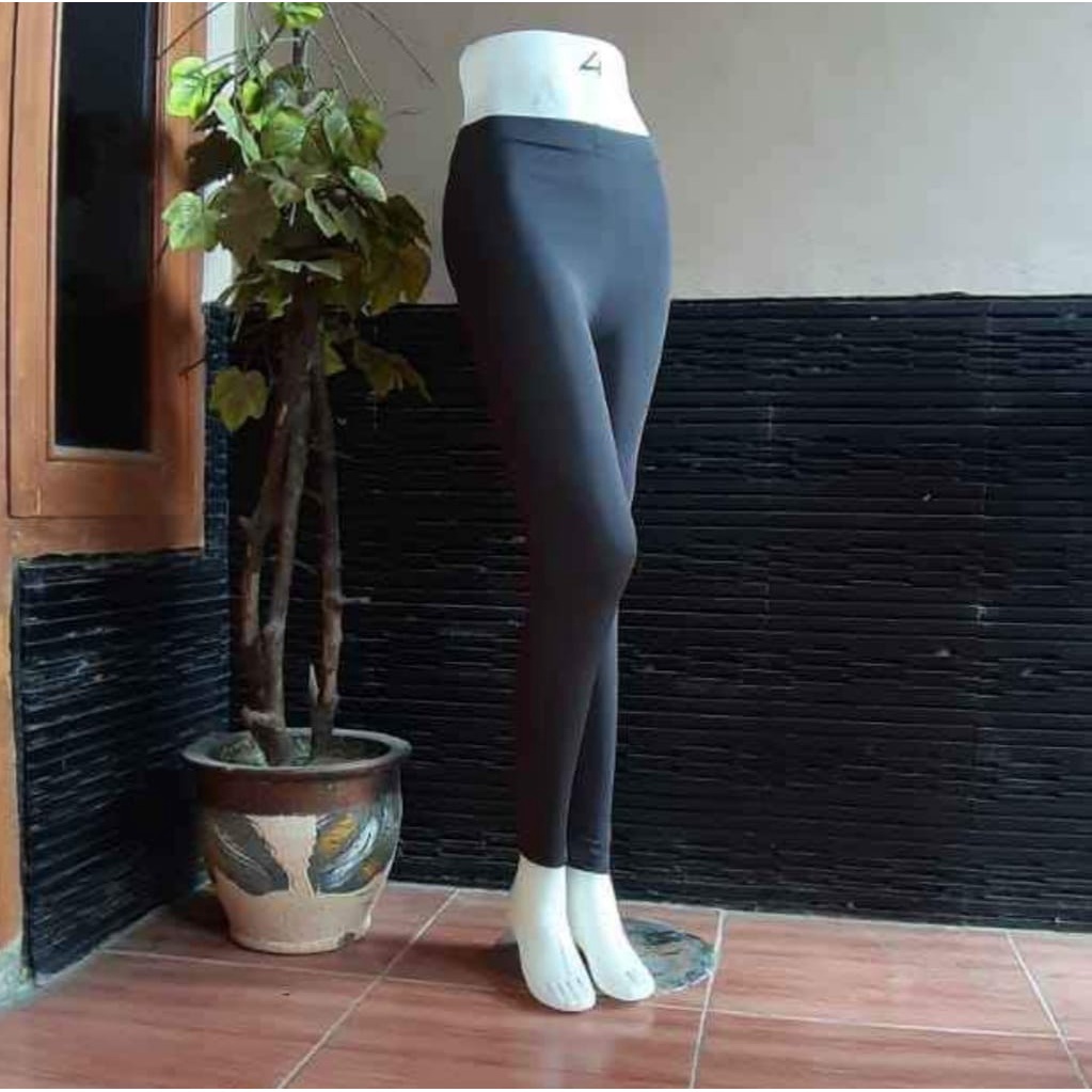 Legging Wanita Tebal Premium Legging Jumbo Big Size Legging Import Bahan Rayon Lejing Sport Legging Hijab