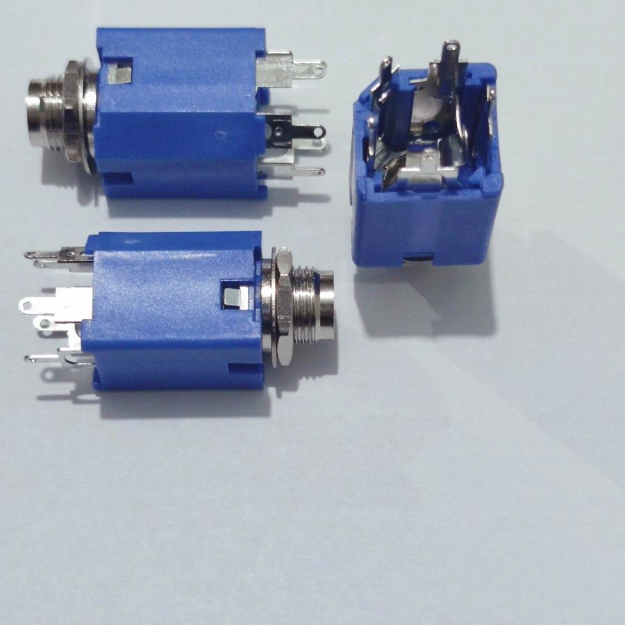 (OML) SOCKET AKAI MONO MIC SOKET MICROPHONE KARAOKE