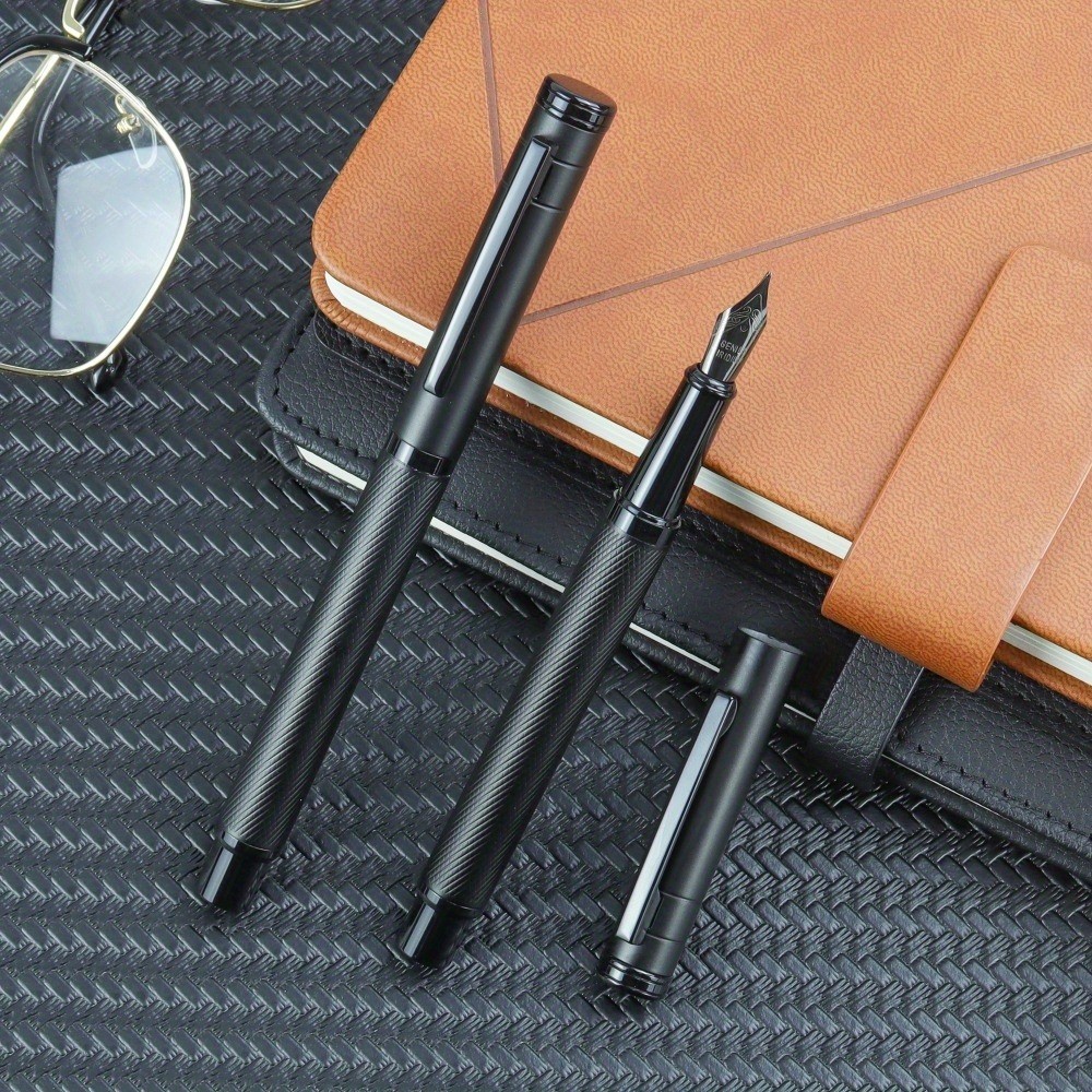 

Ergonomic Metal Fountain Pen Set with Medium Nib and Click-off Cap, High-Quality Office and Business Writing - Gifting