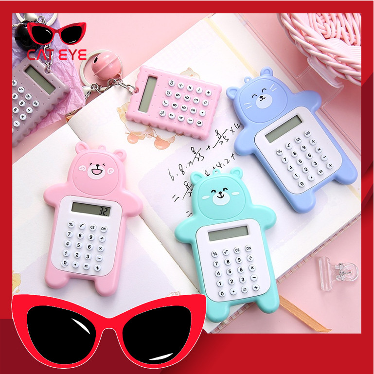

PROMO - 5531 Gantungan Kalkulator Mini / Kalkulator Motif Beruang Mini / Kalkulator Mini 8 Digit Tombol Karet