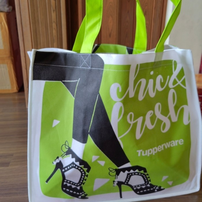 tas tupperware jumbo