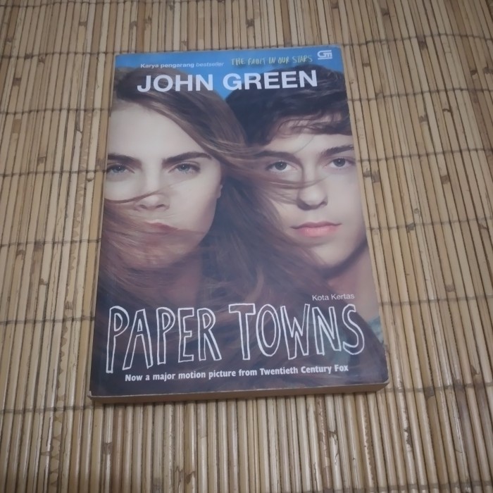 ORIGINAL Novel Paper towns