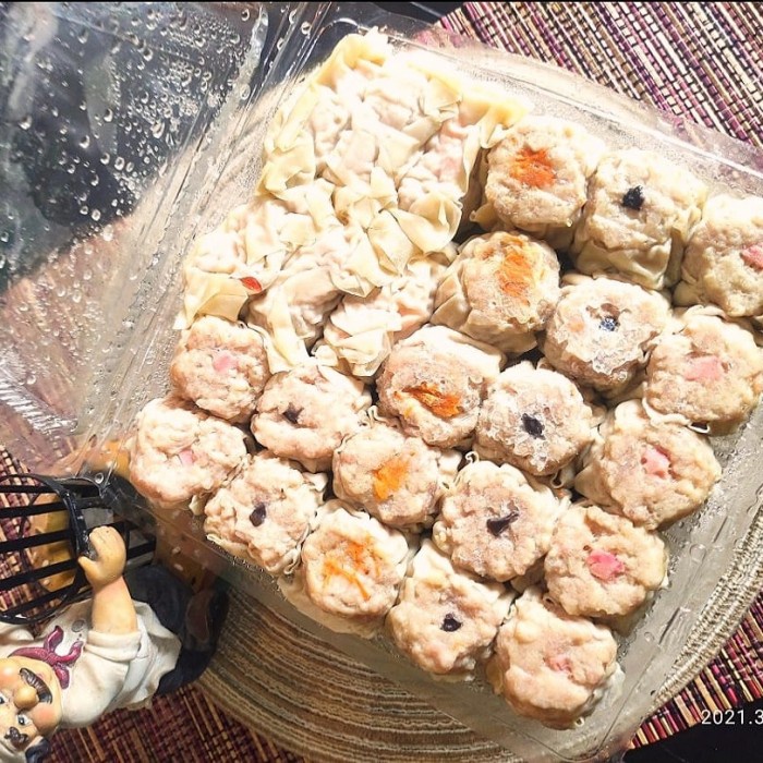 

DIMSUM TOPING MIX FROZEN ISI 50 PCS + SAOS HALAL 100%