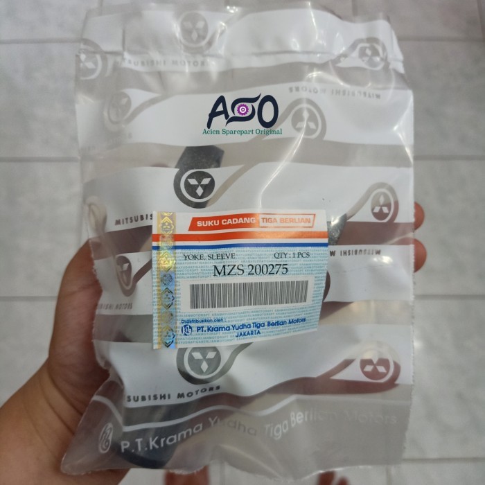 Yoke Sleeve Mitsubishi T120SS T120 SS berkualitas