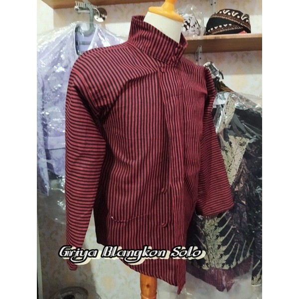 Baju Baju Surjan Lurik Hitam Merah