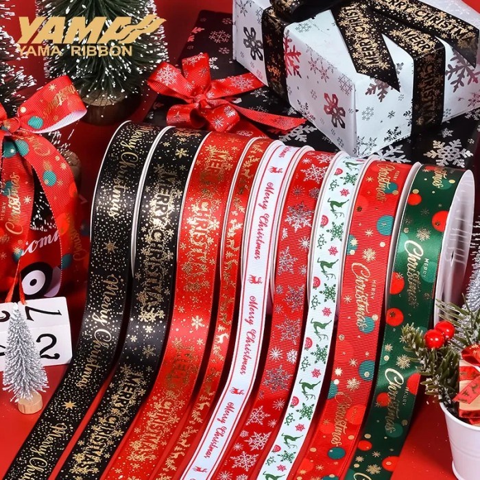 

PITA NATAL KOMBINASI HITAM | CHRISTMAS RIBBON BLACK (PER 10 YARD) - J