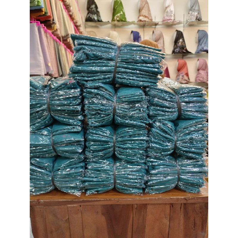 Jilbab Segiempat Hijau Tosca Seragam PKK Nasional