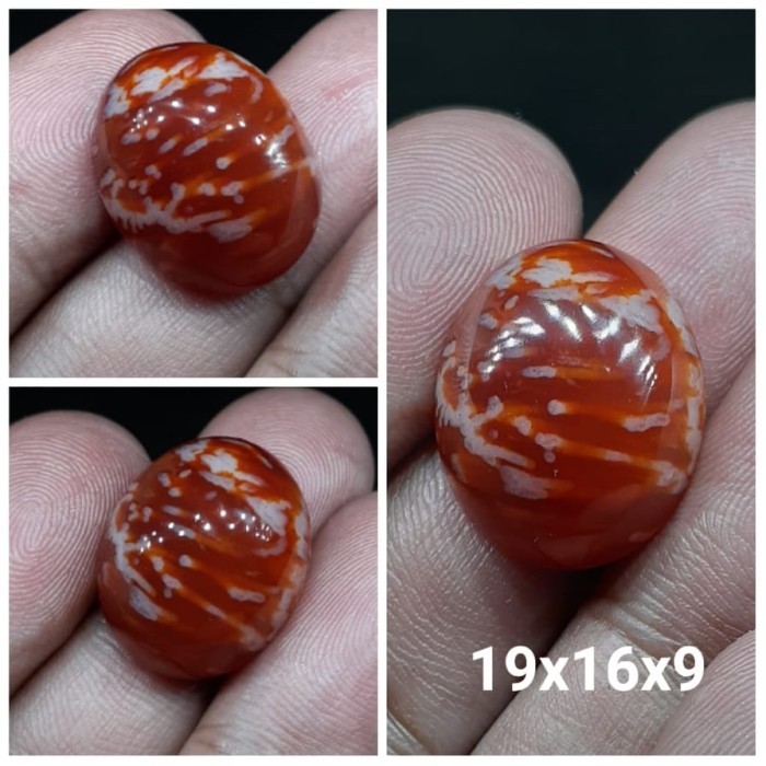Natural Batu Akik Kristal Merah Motif Gambar Telur Kodok Antik