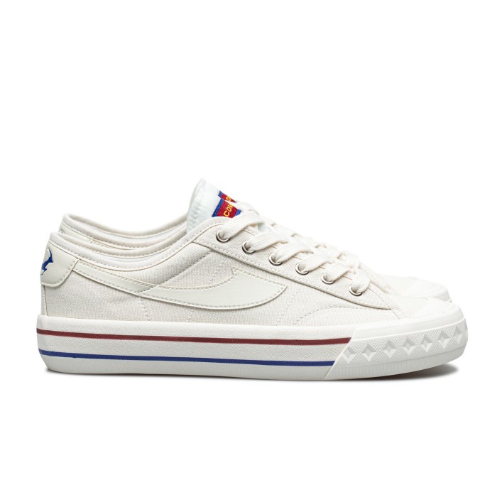 Sepatu Compass Retrograde Low Cream