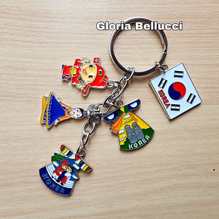 gantungan kunci korea souvenir oleh oleh keychain hanbok seoul jeju