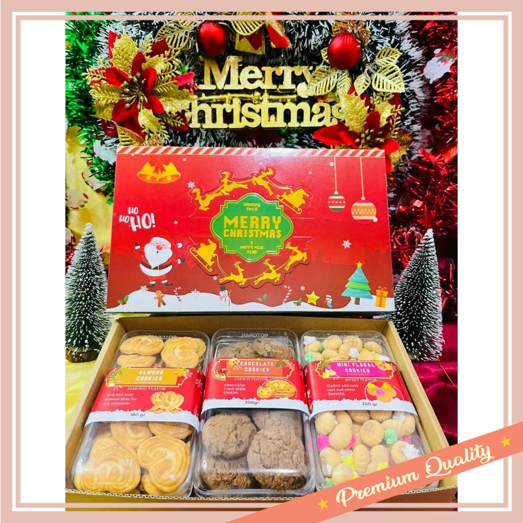 

TERBARU Set Hadiah Hampers Unik Wisuda Ulang Tahun Natal TERMURAH / HAMPERS NATAL / HAMPERS CHRISTMAS / PARCEL NATAL / BINGKISAN NATAL / CHRISTMAS GIFT PAKET 3