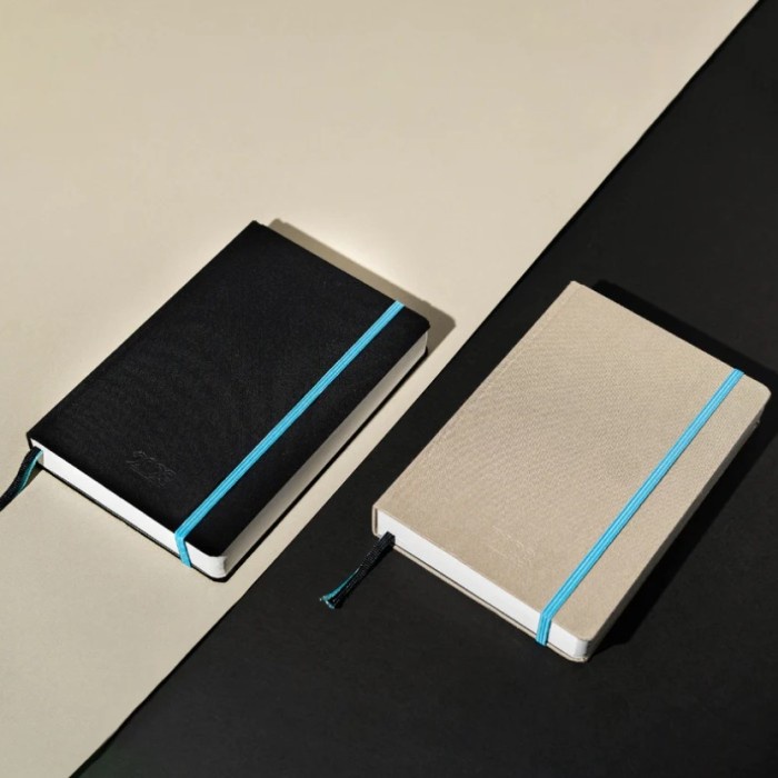 

Endless Regalia Daily Planner 2023 - Beige