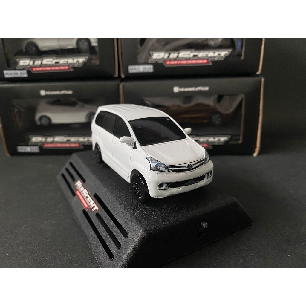 Parfum Mobil Miniatur Avanza 2013