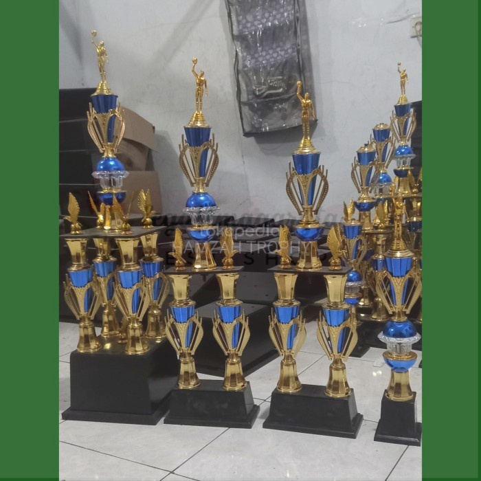 trophy piala 1 set juara 1234(kaki 4,kaki 2,kaki