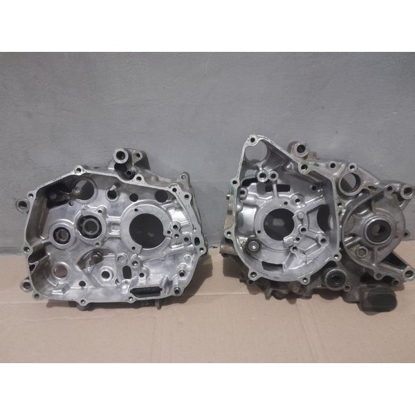 Crankcase kanan kiri Supra X 125 Fi Supra X Helm in original copotan Rengkes krengkes kalter L R Blo