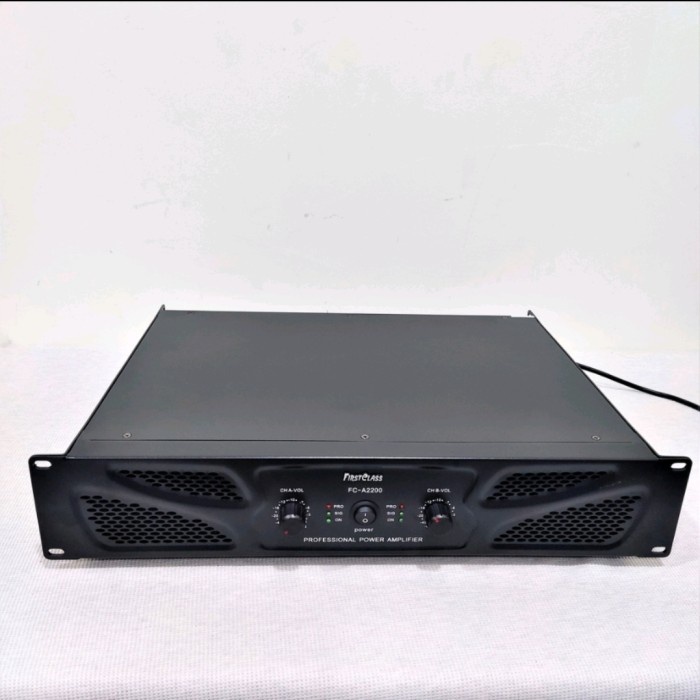 Power Amplifier Firstclass FC A2200 / FIRSTCLASS FCA2200 / FCA 2200