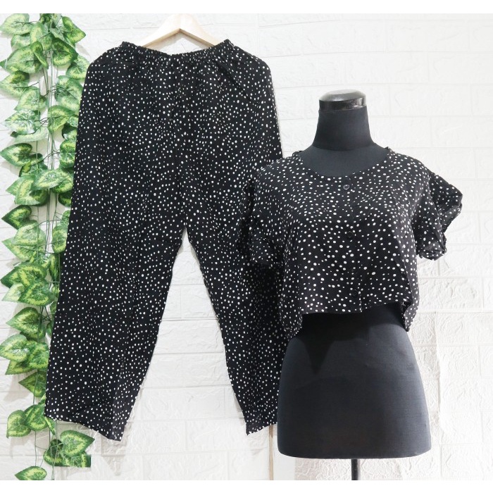 Baju Setelan wanita Kekinian Crop motif polka / Set Crop Wanita Kancin - Hitam