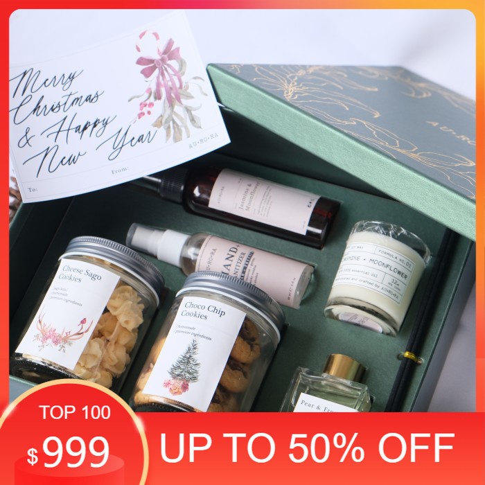 

KADO NATAL/ DEKORASI NATAL/ Aurora Large Hardbox Hampers with Gold Foil for Christmas