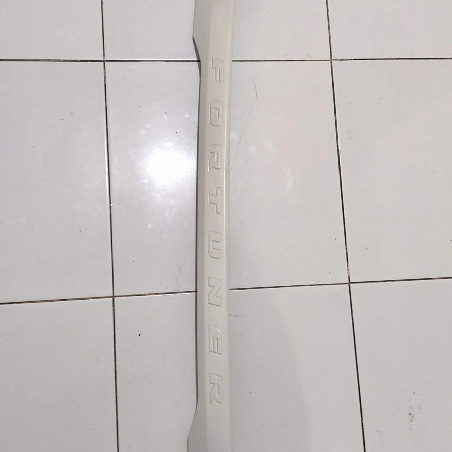 TRUNKLID FORTUNER VNT 2012-2015 ORIGINAL