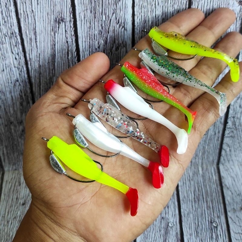 1pcs Soft Lure Johncoo 6cm + Hook Timah
