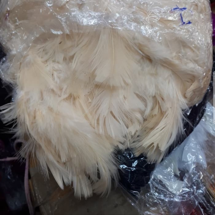 Bulu ayam ++sedang-Slendang Bulu Dekor - Putih