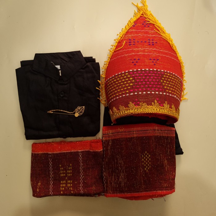 BAJU ADAT ANAK LAKI LAKI BATAK ULOS