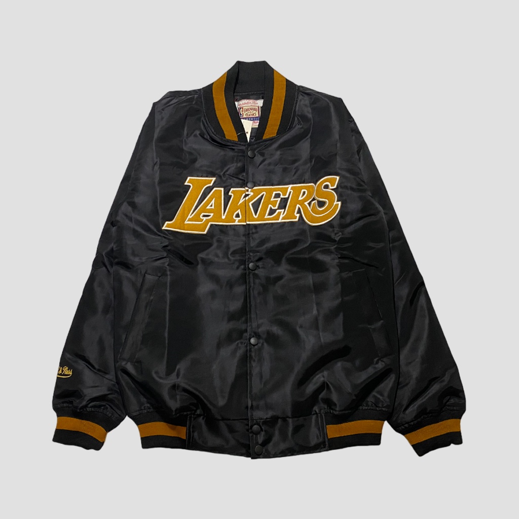 Jaket Varsity Basketball Casual Vintage Pria Wanita Hitam Parasut Full Bordir