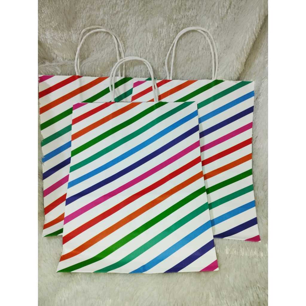 

Paper bag / Tas kertas Fancy Vis-1 Motif Uk 27x21x11cm