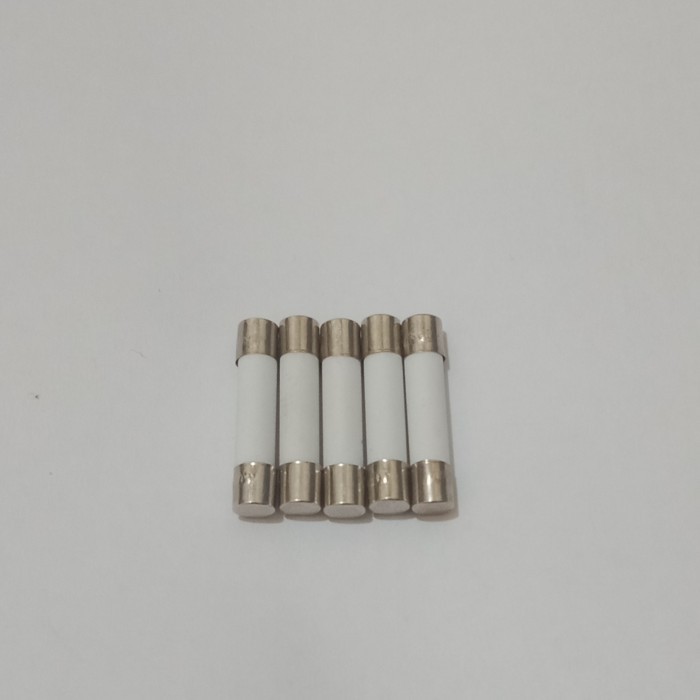 GD88 Fuse Keramik 6x30 15A 250V
