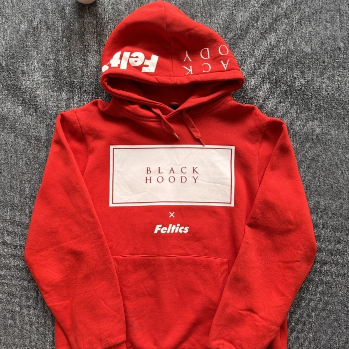 Hoodie Feltics x black hoody