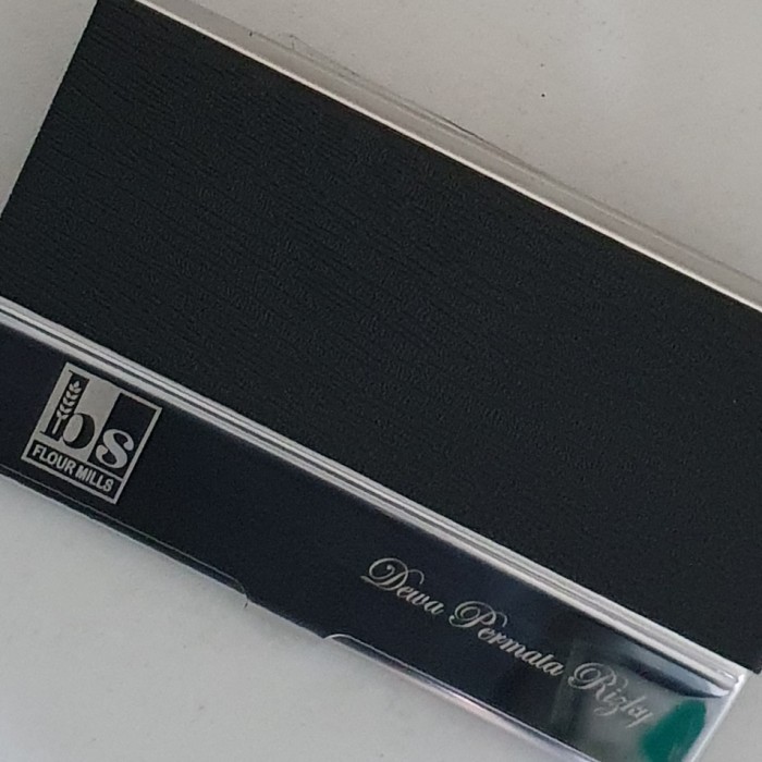 

PRODUK TERLARIS Tempat Kartu Nama / Name Card Holder NC20