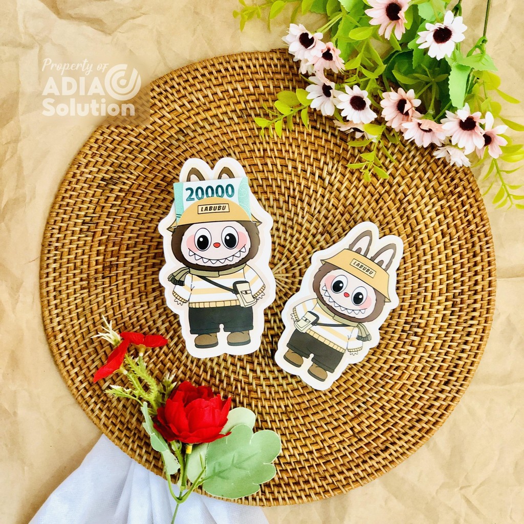 

AMPLOP 3D LABUBU COKLAT BAJU GARIS (isi 5 pcs) AMPLOP LEBARAN 3D - 2 Sisi Gambar Sama Bahan Tebal