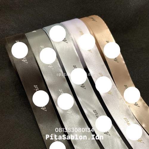 

Custom Sablon Pita Sablon Satin 2.5 cm Campur Warna Pita dan Tinta