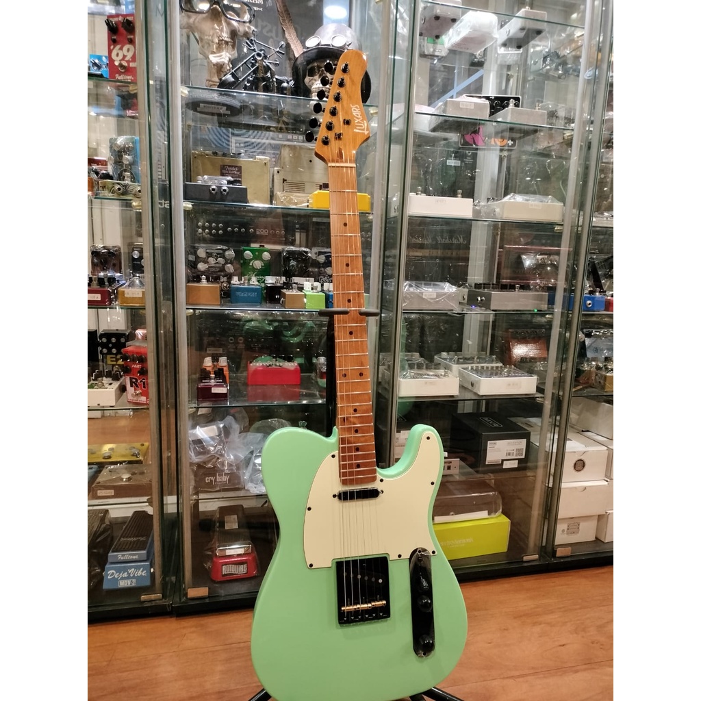 LUXARS S-G17 PRO SGR SURF GREEN ELECTRIC GUITAR