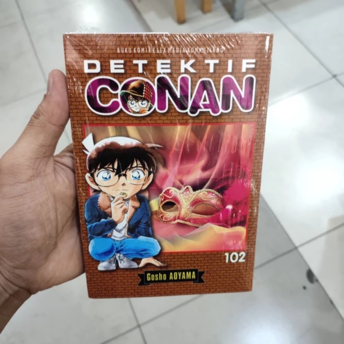Komik Detektif Conan 97 98 99 100 101 102 103 104 105 106 Aoyama Gosho - Vol.102